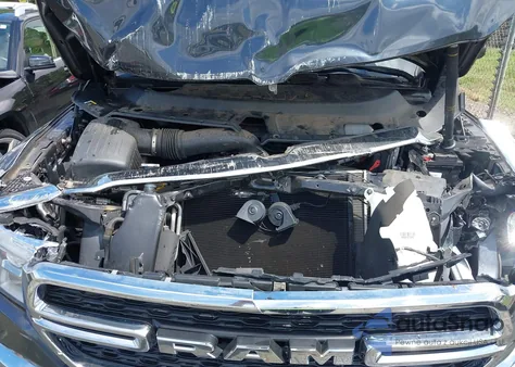 2019 Ram 1500 Tradesman 4X4 6'4 Box из США, поврежденный, VIN 1C6SRFCT5KN597618